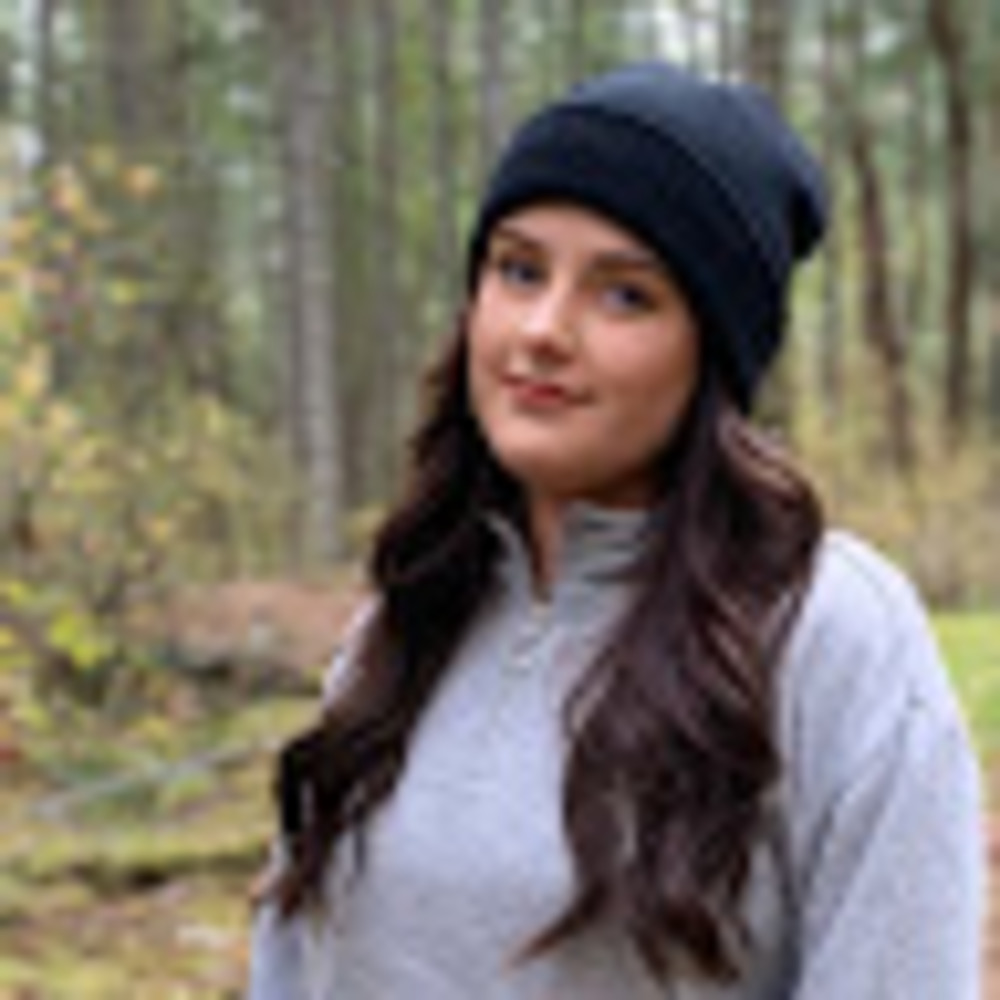 Meet your Posher, Anika